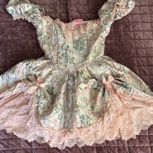 Sugar Thrillz Pink Floral Lace Blouse - Picture 7 of 8